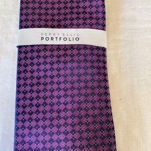 Perry Ellis tie
